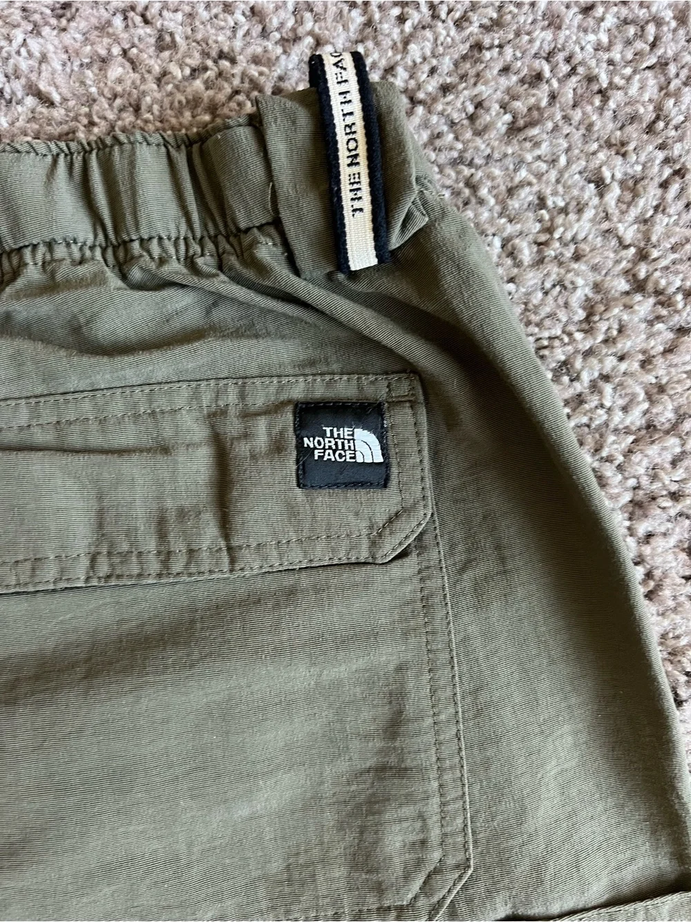 The North Face Men's Cargo Convertible Hiking Pants size M